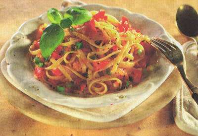 Лингуини с паприкой и томатным соусом - блюдо 300 калорий - меню для похудения